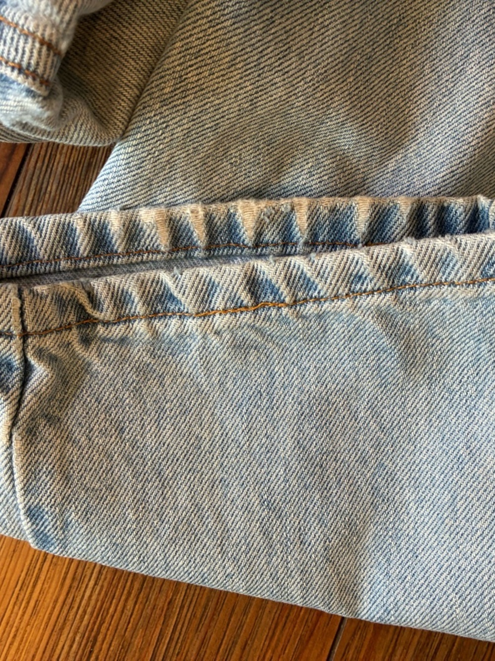 Vintage Levi’s 505 Jeans 34x36 Light Wash Faded Distressed Straight Leg Y2K - Picture 14 of 14